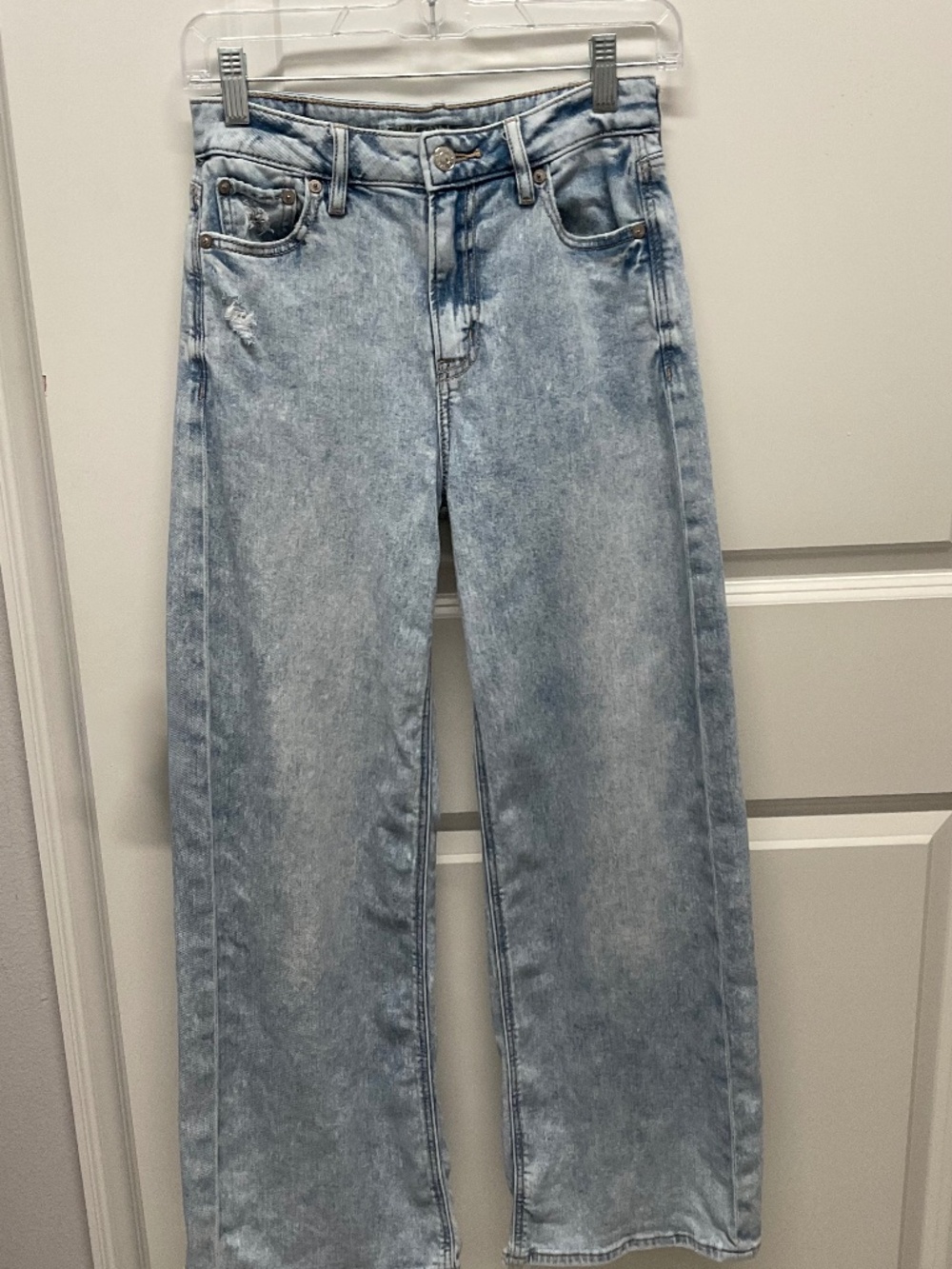 AMERICAN EAGLE WOMENS JEANS BAGGY SIZE 000